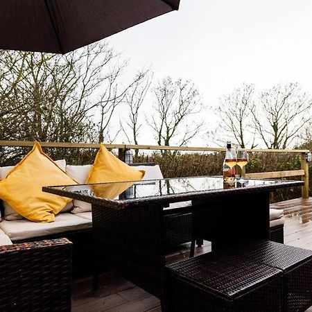 The Woodland Lodge - Wood Fired Hot Tub And Firepit Hambleton Dış mekan fotoğraf